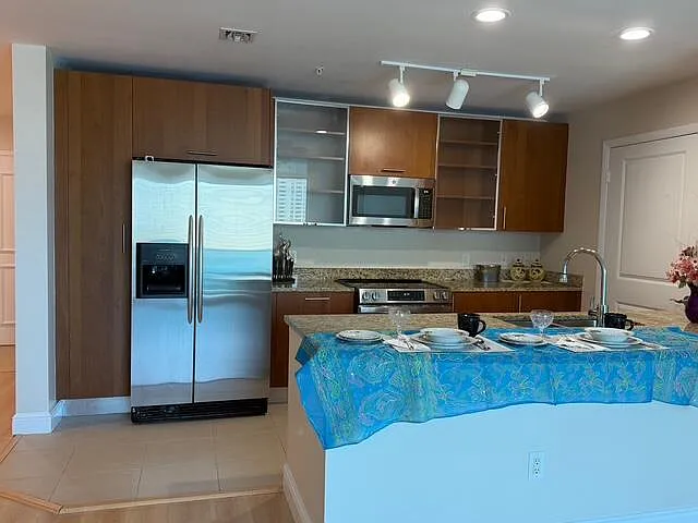 1945 S Ocean Dr #509 — Photo 7