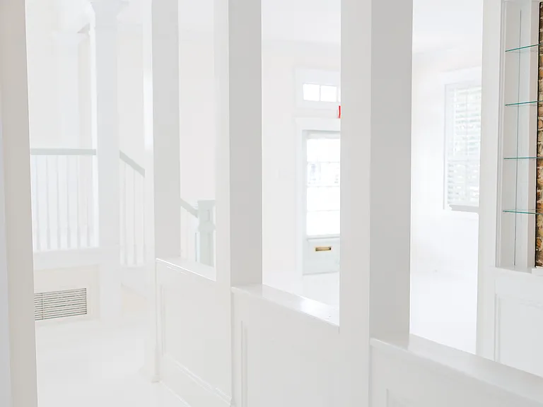 222 N Spring St — Photo 14