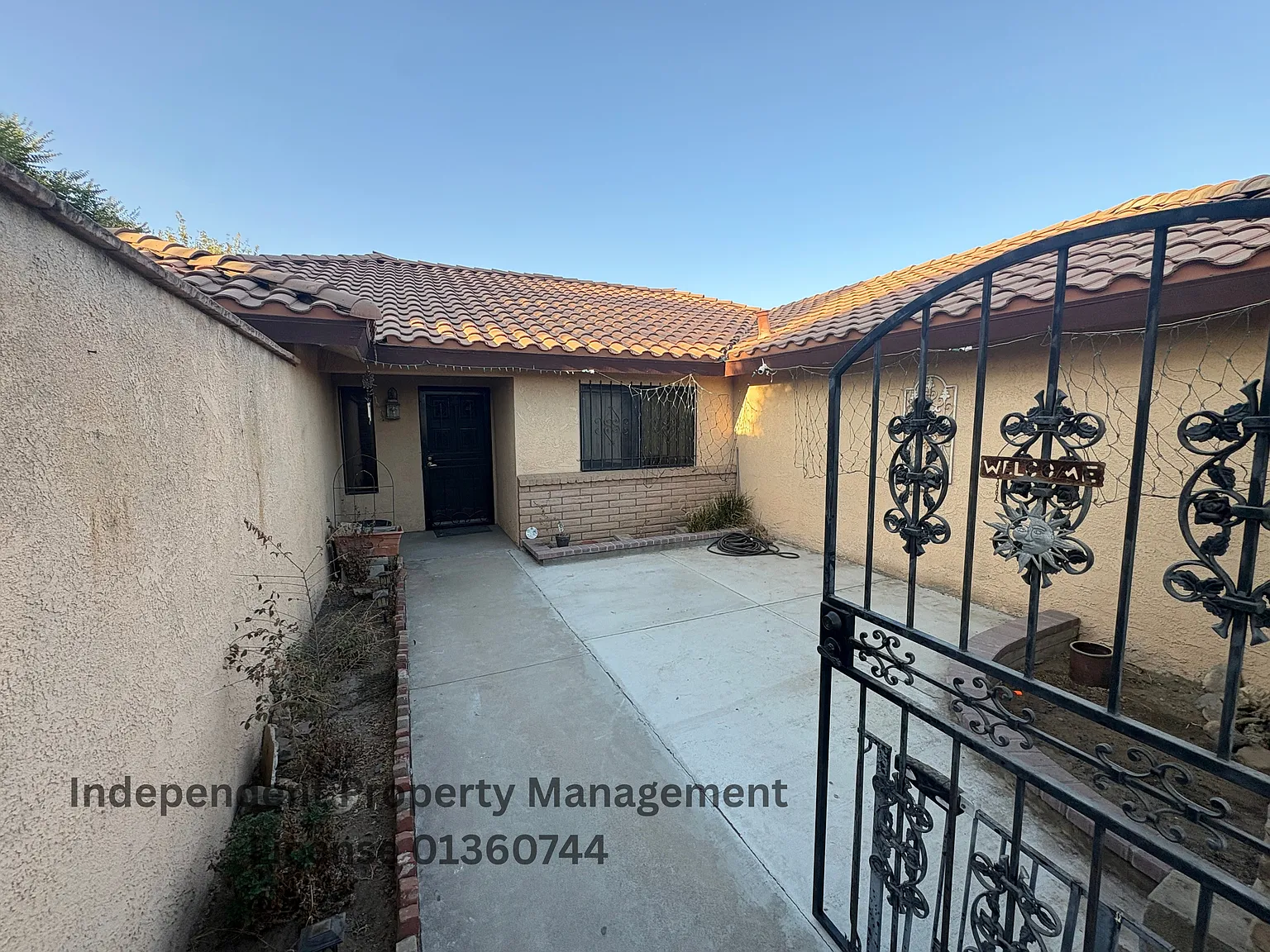 4 bed, $2,500 — Photo 2