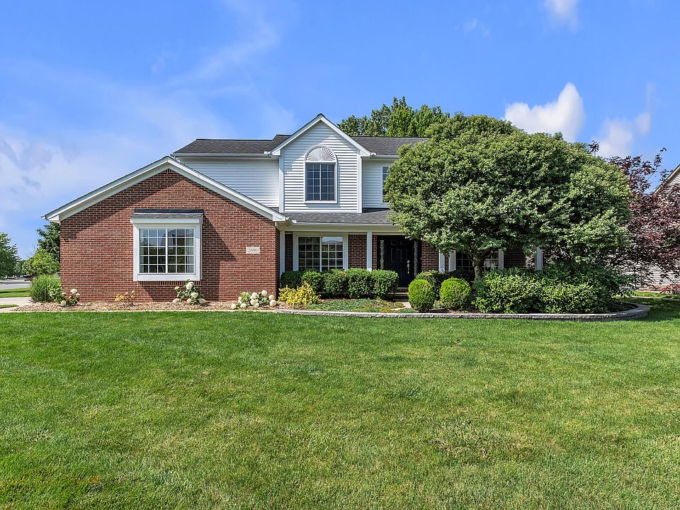 1st image of 2690 Chateau Ct