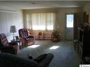 130 Davenport Rd, Toms River, NJ 08757