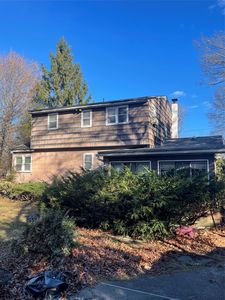 6 Nevada Avenue, Medford, NY, 11763