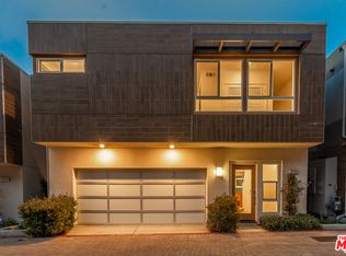 2762 Wright Ln, Los Angeles, CA 90068
