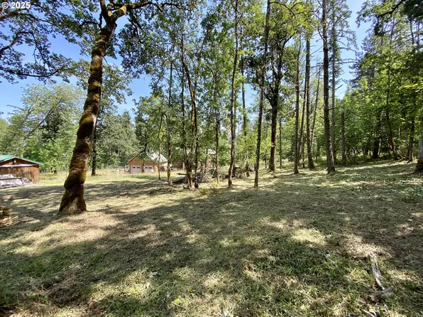 W 40th Ave #3, Eugene, OR 97405