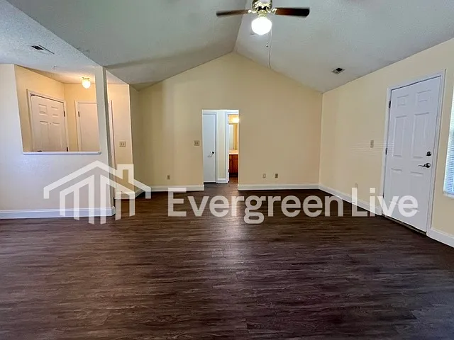 2 bed, 2.0 bath, 1140 sqft, $1,125 — Photo 3