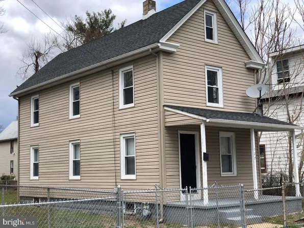 127 W Washington St, Paulsboro, NJ 08066