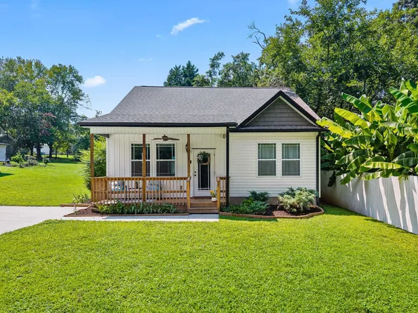 223 Eastland Dr, Greer, SC 29651