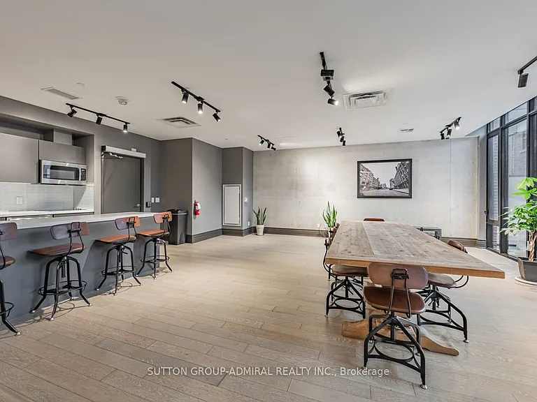 608 Richmond St W #1304 — Photo 31