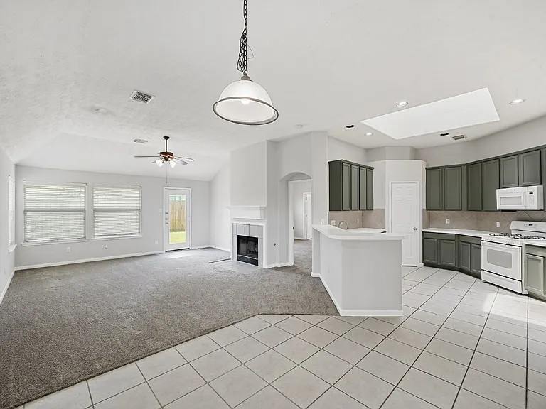 3103 Glenmont Ridge Ct — Photo 4