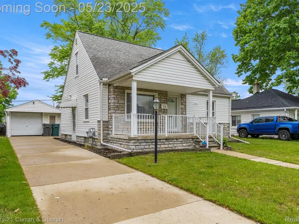 3346 Westpoint St, Dearborn, MI 48124