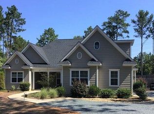 4 Travis Ln, Pinehurst, NC 28374