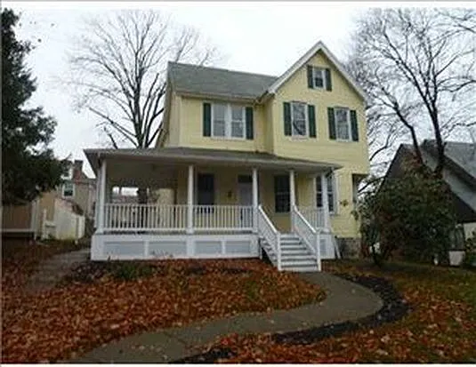 1450 Ridge Ave photo 1