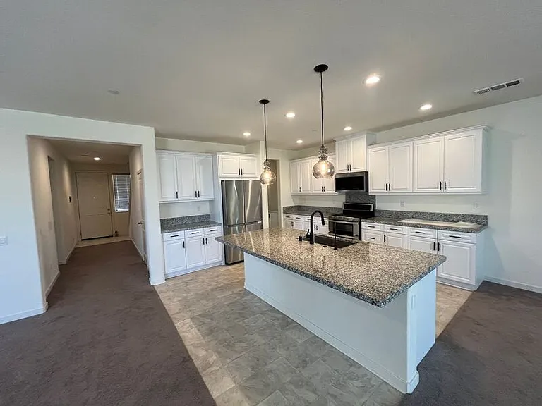 31053 Catania Cir — Photo 7