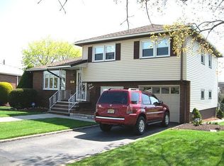 37 Homestead St, Clifton, NJ 07013