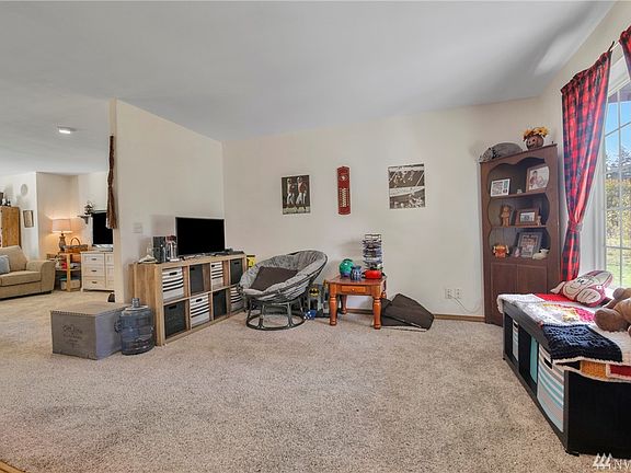 5th image of 15710 Scenic Shores Dr SE