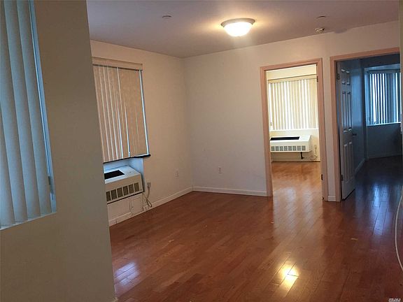 4th image of 37-20 Prince St #10C