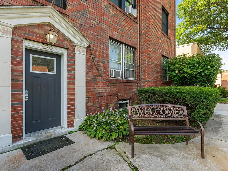 120 Church St — Photo 12