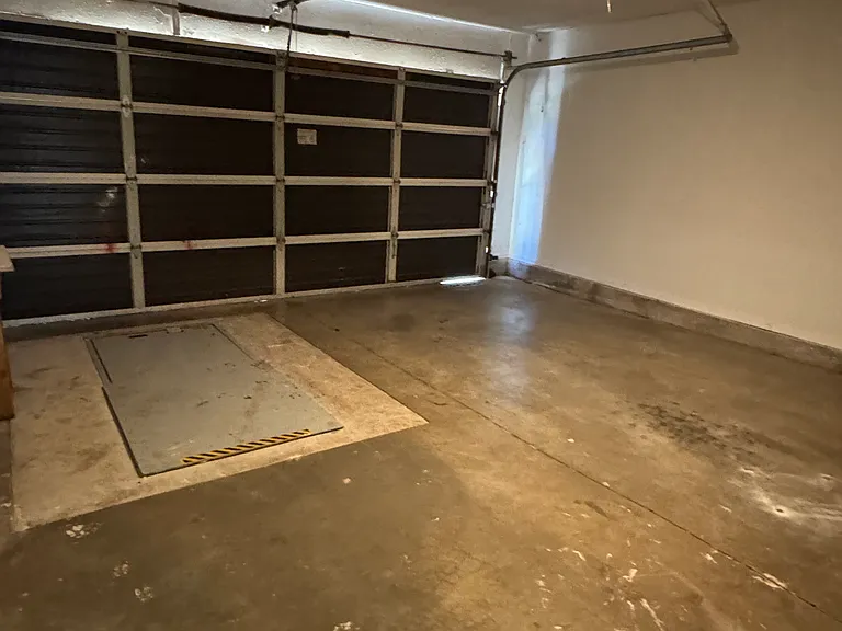 2305 Crystal Dr — Photo 28