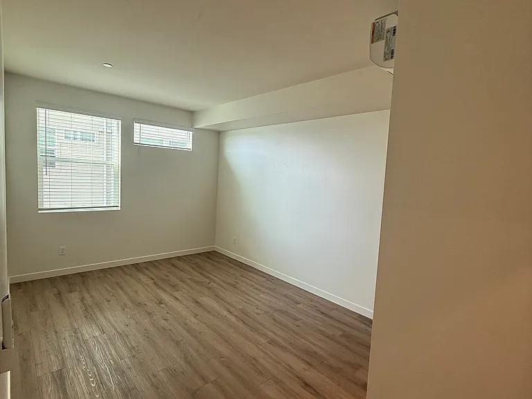 310 N Palm Ave #312-204 — Photo 8