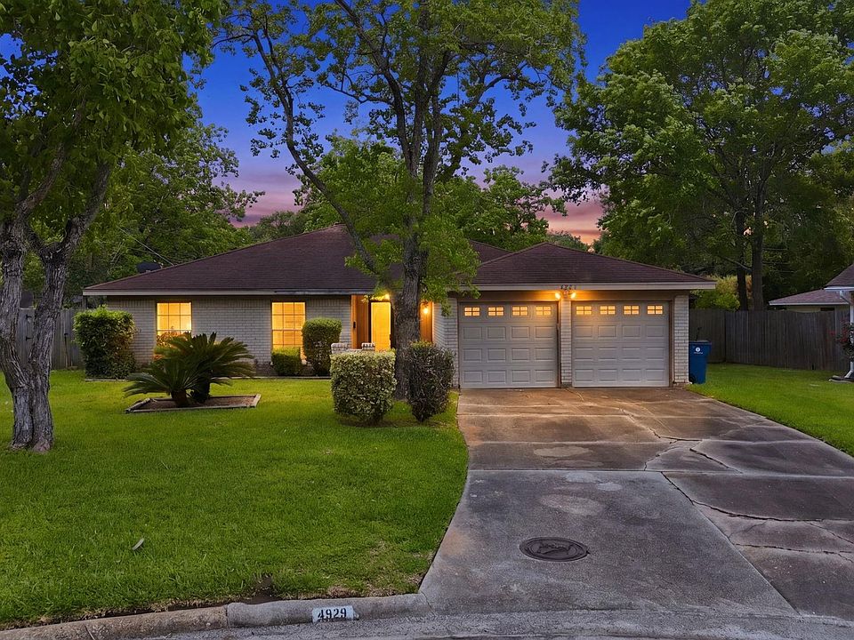 1st image of 4929 Monarch Oak Ln