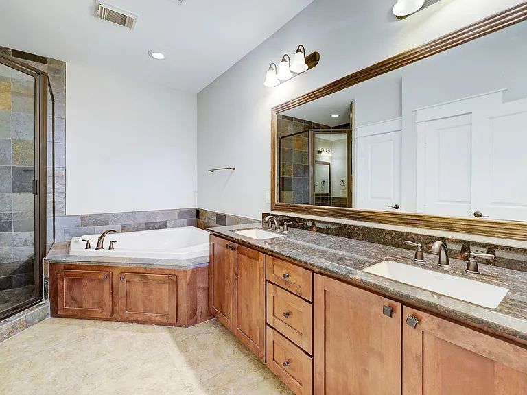107 Riley Ln — Photo 12