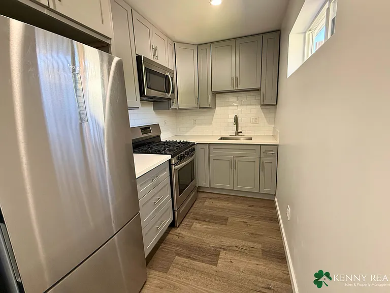 119 Franklin Ave — Photo 4