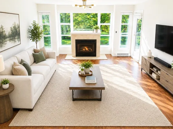 8728 SW Marine Dr #302, Vancouver, BC V6P 6A4