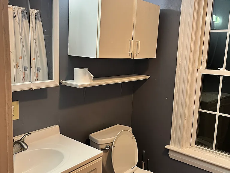 54 Webster St #B — Photo 9