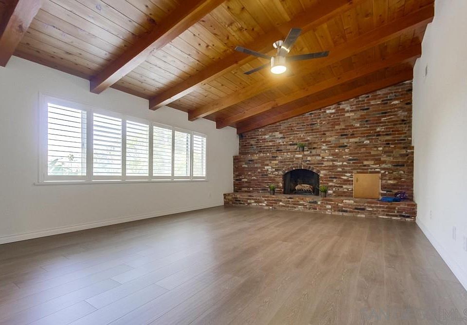 1st image of 4474 Calavo Dr