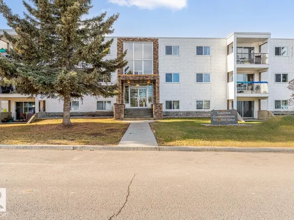 911 10th St #307, Cold Lake, AB T9M 1J8