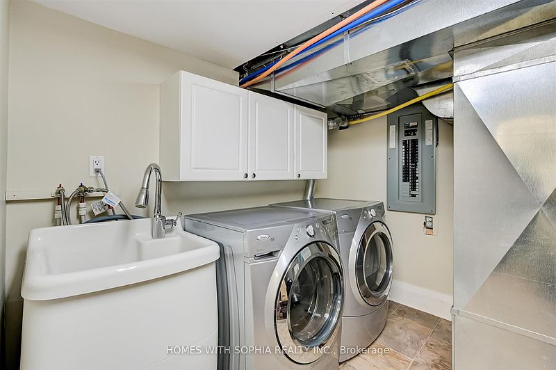 Toronto House for rent - 3 Bedrooms — photo 28