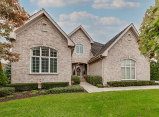 1127 Jonathan Dr, Inverness, IL 60010