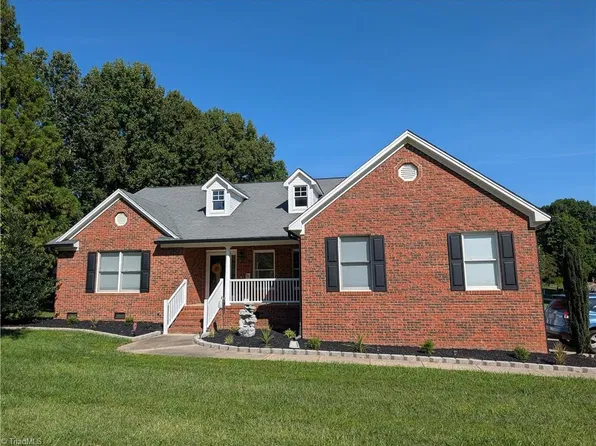 500 Brown Bark Ln, Gibsonville, NC 27249