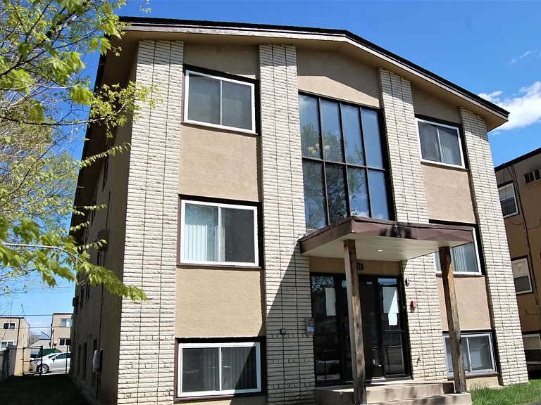 Whittier Flats - 3019 Pleasant