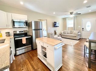 3015 Stonewall St, Houston, TX 77020