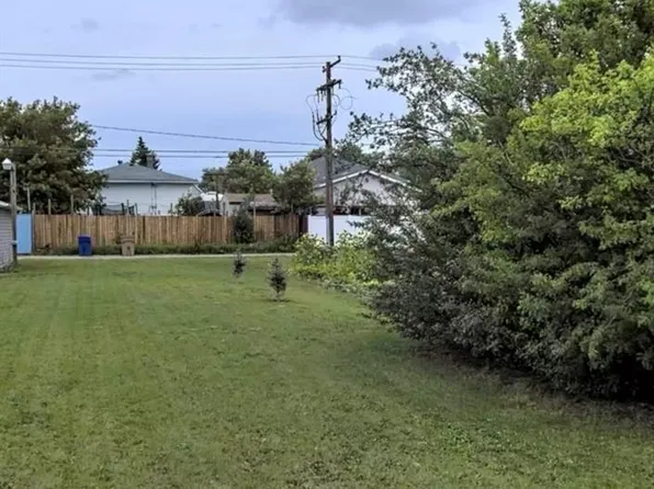 2013 Connaught STREET, Regina, SK S4T 4T9