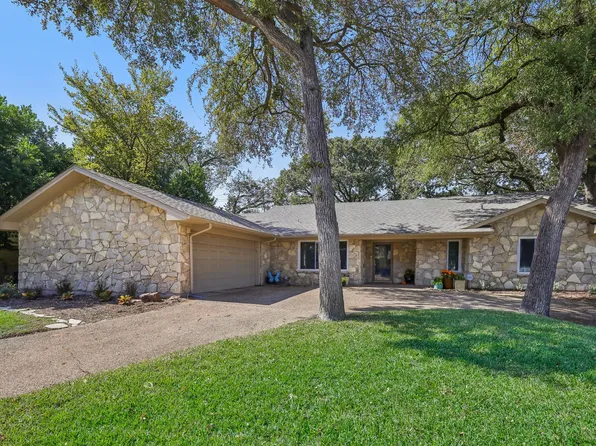 2604 Radcliffe Dr, Arlington, TX 76012