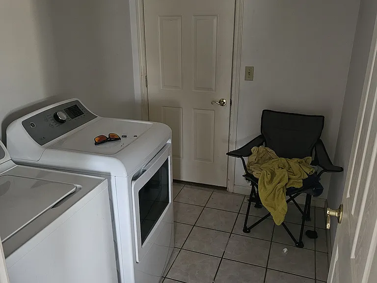 2915 Elmridge Dr #1 — Photo 12