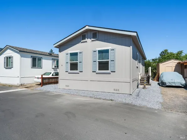 311 Lake Mendocino Dr #9, Ukiah, CA 95482