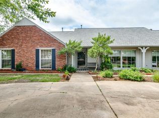 2924 Cornwall Pl, Oklahoma City, OK 73120