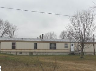 4478 W Seaman Rd, Alma, MI 48801