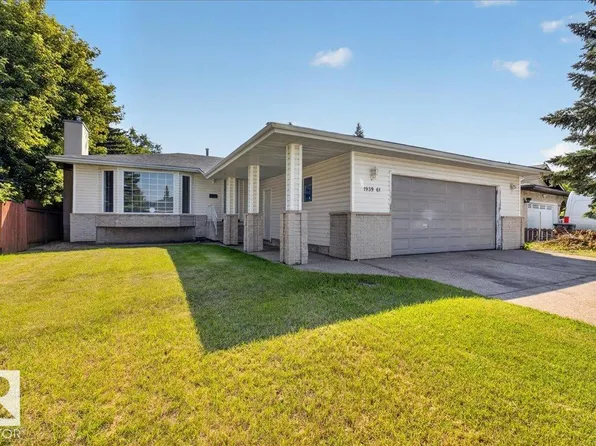 1939 61st St NW, Edmonton, AB T6L 1M5