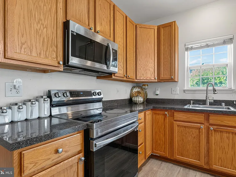 9097 Phillip Dorsey Way — Photo 23