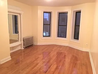 Rented by Premier Metro Realty Corp