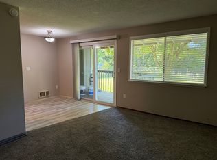 1217 E 71st St, Tacoma, WA 98404