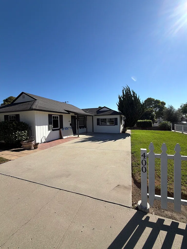 3 bed, 1120 sqft, $4,150 — Photo 3