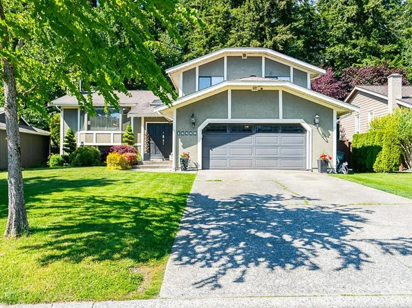 14449 19a Ave, Surrey, BC V4A 6X3