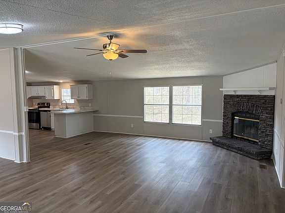 4th image of 643 Pine Cone Rd