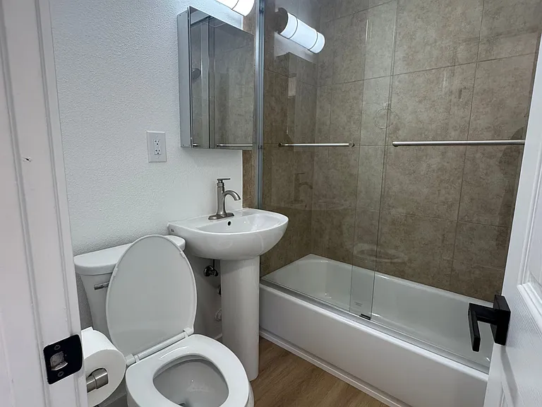 3510 Helix St #3510 — Photo 3
