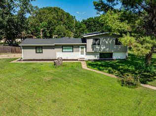 8202 E Morningside St, Wichita, KS 67207